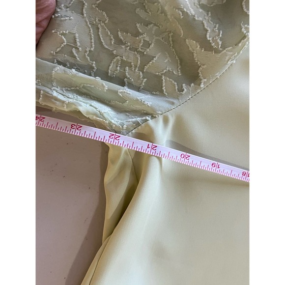 New Women's Lace Sleeve Spit Neck Blouse Size L Light Green - Picture 6 of 7